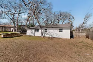 1900 Mimosa Dr, Arlington, TX 76012 - Photo 31
