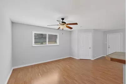 1900 Mimosa Drive, Arlington, TX 76012 - Photo 9