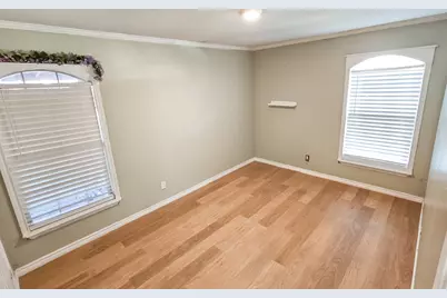 9713 Silver Meadow Drive, Dallas, TX 75217 - Photo 17