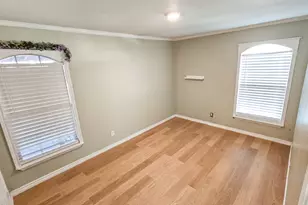 9713 Silver Meadow Dr, Dallas, TX 75217 - Photo 17