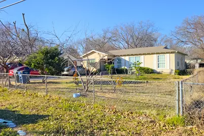 9713 Silver Meadow Drive, Dallas, TX 75217 - Photo 5