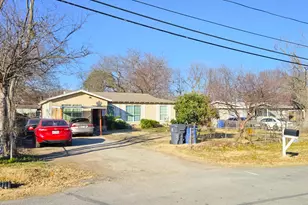 9713 Silver Meadow Dr, Dallas, TX 75217 - Photo 3