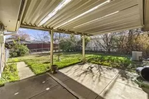 2801 Laramie St, Irving, TX 75062 - Photo 25