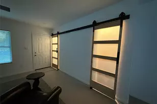 5227 St Charles Ave, Dallas, TX 75223 - Photo 7