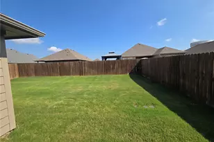 808 Tippit Ln, Greenville, TX 75402 - Photo 5