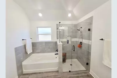 808 Tippit Lane, Greenville, TX 75402 - Photo 17