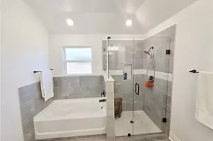 808 Tippit Ln, Greenville, TX 75402 - Photo 17