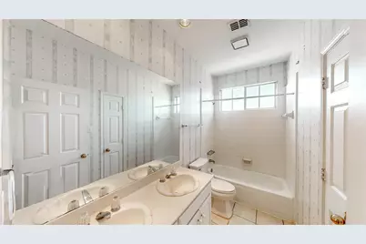 4650 Dusk Meadow Drive, Carrollton, TX 75010 - Photo 27