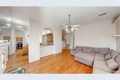 4650 Dusk Meadow Drive, Carrollton, TX 75010 - Photo 5