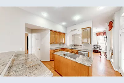 4650 Dusk Meadow Drive, Carrollton, TX 75010 - Photo 7