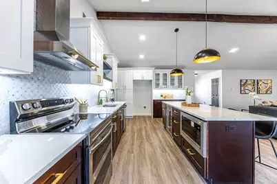 3025 Hillcrest Court, Grapevine, TX 76051 - Photo 15