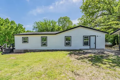 238 Briar Oaks Drive, Azle, TX 76020 - Photo 3