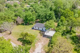 238 Briar Oaks Dr, Azle, TX 76020 - Photo 27