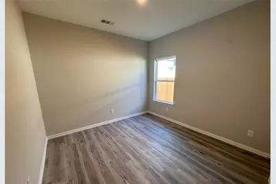 4802 Delano Street, Greenville, TX 75401 - Photo 9