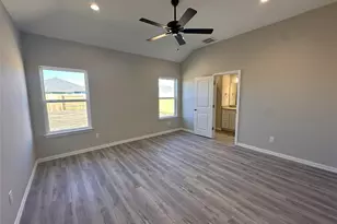 4704 Delano St, Greenville, TX 75401 - Photo 15