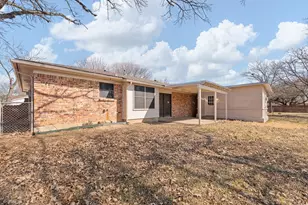 1613 Lamplighter Ln, Edgecliff Village, TX 76134 - Photo 23