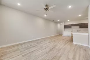 2412 Freshwater Ln, McKinney, TX 75071 - Photo 9