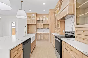 2513 Embrey Pl, Fort Worth, TX 76111 - Photo 7