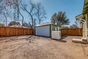 4306 Jamaica St, Dallas, TX 75210 - Photo 25