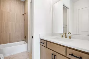 7435 S Aberdeen Dr, Cleburne, TX 76033 - Photo 29