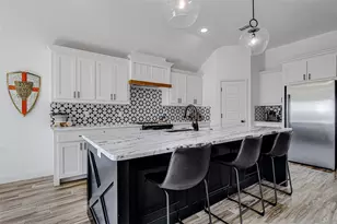 812 Rodgers Ave, Godley, TX 76044 - Photo 9