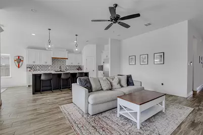 812 Rodgers Avenue, Godley, TX 76044 - Photo 7