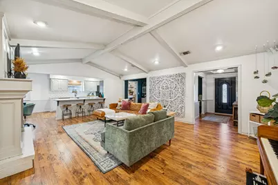 2704 Hunters Creek Drive, Plano, TX 75075 - Photo 3