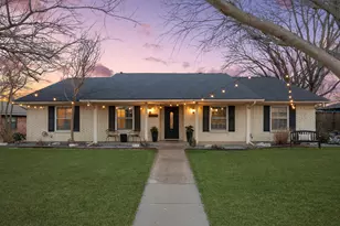 2704 Hunters Creek Dr, Plano, TX 75075 - Photo 1