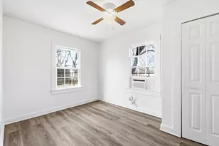 803 E 14th St, Bonham, TX 75418 - Photo 9