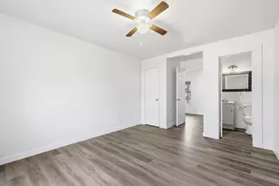 803 E 14th St, Bonham, TX 75418 - Photo 5