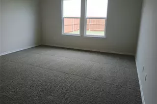 323 Whispering Pne Dr, Royse City, TX 75189 - Photo 9