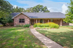 1120 Oak Bend Ln, Keller, TX 76248 - Photo 1