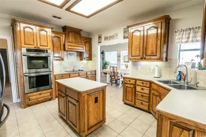2168 Fruitland Road, Sunset, TX 76270 - Photo 27