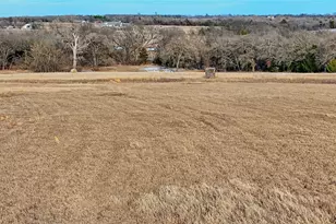 2168 Fruitland Rd, Sunset, TX 76270 - Photo 35