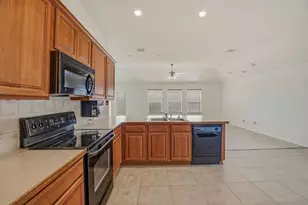 524 Paddle Dr, Crowley, TX 76036 - Photo 7