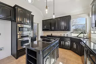 806 Parkwood Ct, McKinney, TX 75072 - Photo 13