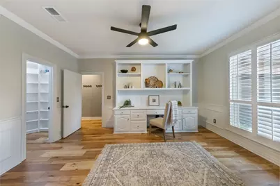 806 Parkwood Court, McKinney, TX 75072 - Photo 7
