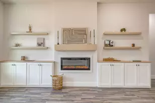 1406 Dorado Dr, Granbury, TX 76048 - Photo 1