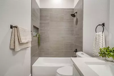 1406 Dorado Drive, Granbury, TX 76048 - Photo 31