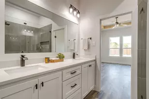 1406 Dorado Dr, Granbury, TX 76048 - Photo 27