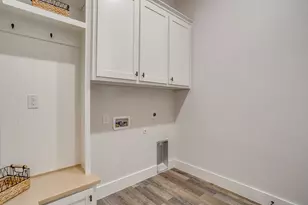 1406 Dorado Dr, Granbury, TX 76048 - Photo 35