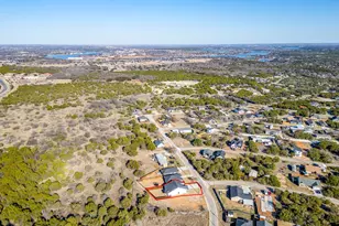 1406 Dorado Dr, Granbury, TX 76048 - Photo 39