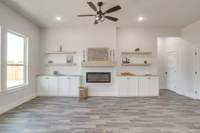 1406 Dorado Drive, Granbury, TX 76048 - Photo 5