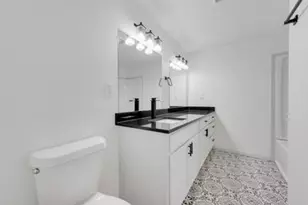 725 W Brock St, Denison, TX 75020 - Photo 11