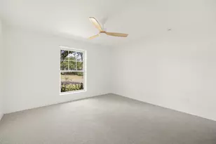 9666 Whitehurst Dr, Dallas, TX 75243 - Photo 21