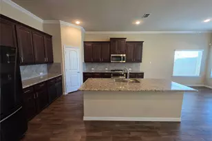 2021 Milano Ln, Lewisville, TX 75077 - Photo 15