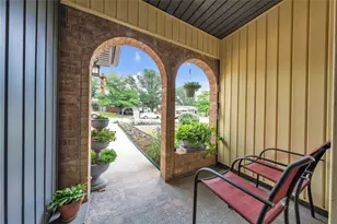 7613 Clover Ln, Watauga, TX 76148 - Photo 5