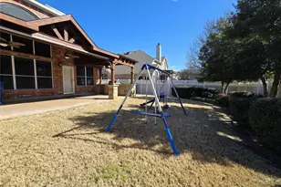 11801 Waterford Ln, Frisco, TX 75035 - Photo 17