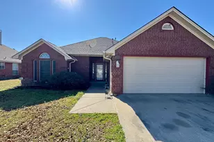 2026 Brooke Dr, Sanger, TX 76266 - Photo 1