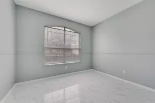 2830 Rochester Ct, Grand Prairie, TX 75052 - Photo 5